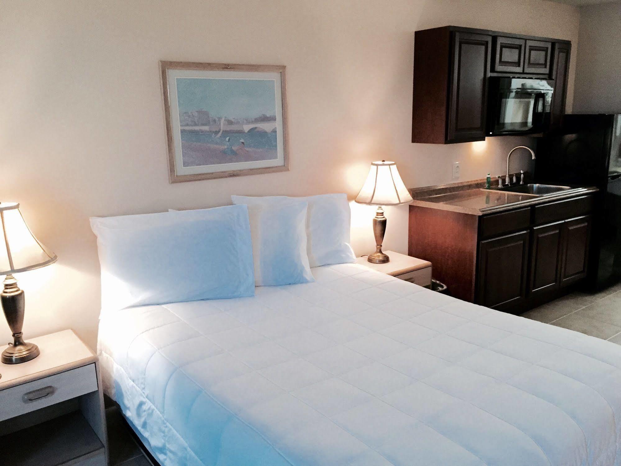Palms Garden Inn Ellisville Екстериор снимка