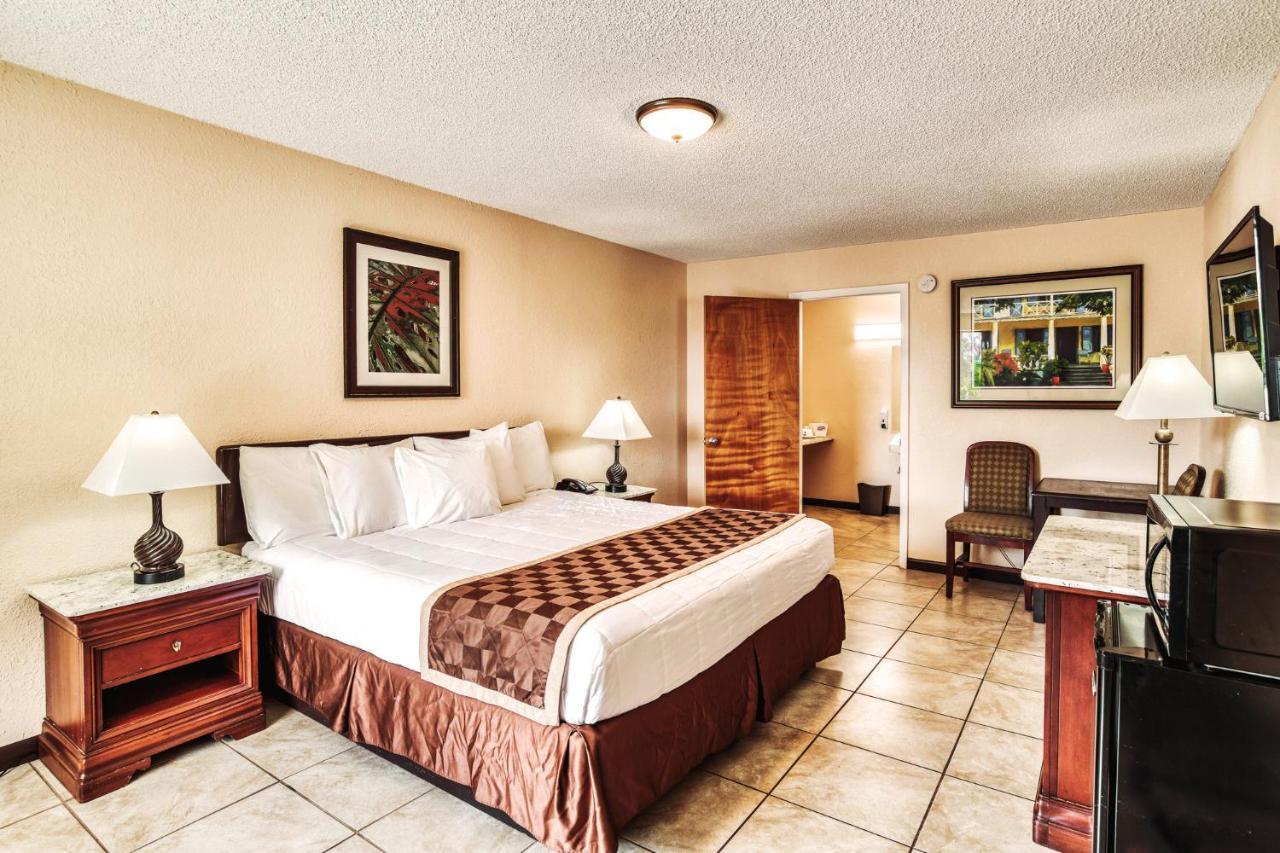 Palms Garden Inn Ellisville Екстериор снимка